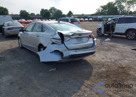 2015 Ford Fusion Se z USA, uszkodzony, nr VIN 3FA6P0HD9FR156632